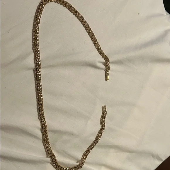 Gold Tone Chunky Curb Chain Necklace & Bracelet Set